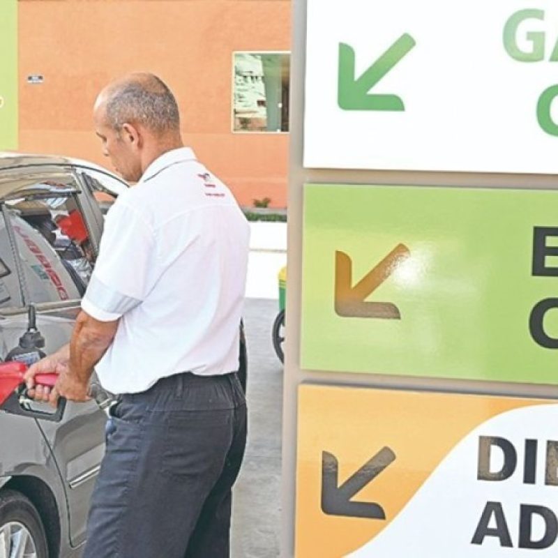 Vendas de combustíveis caem em Minas 